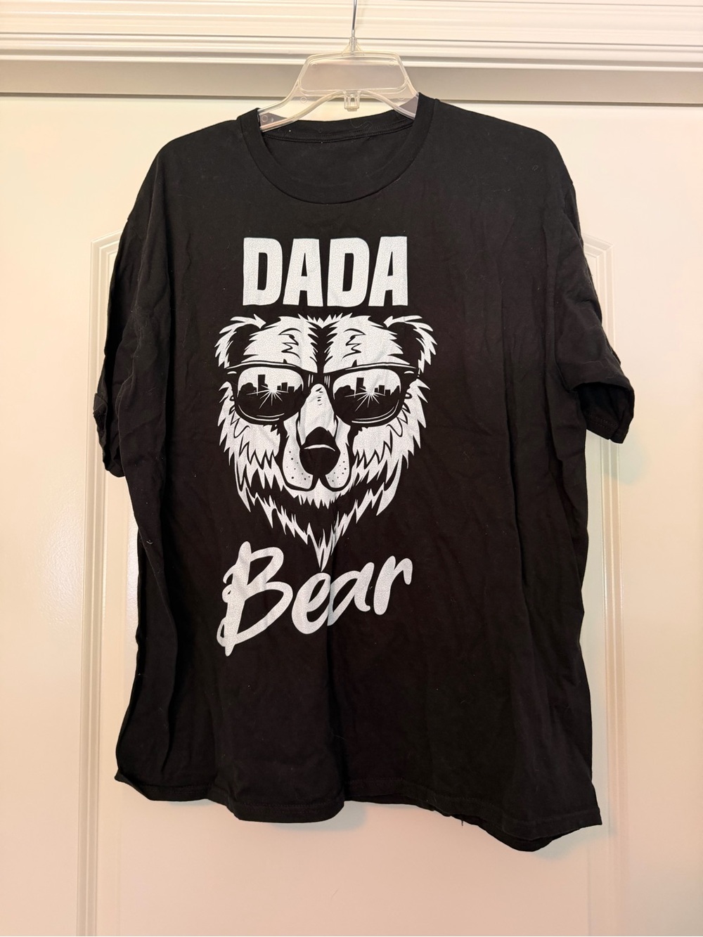 DADA Bear Graphic Tee - size XL, only worn once